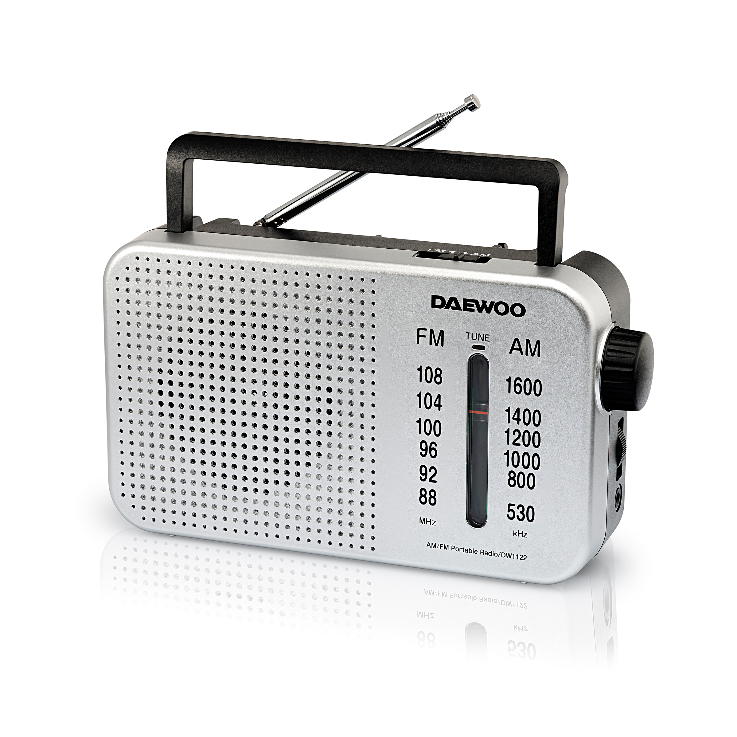 Radio Portátil AM/FM DW1122, Corriente eléctrica y Pilas